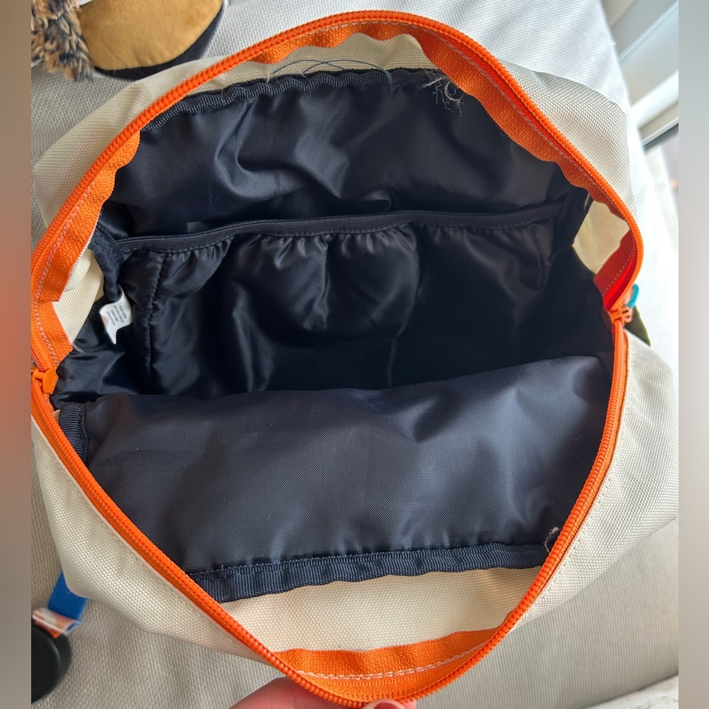 United By Blue 9L backpack - Picture 6 of 7